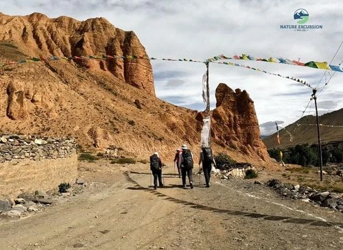 upper mustang trek cost