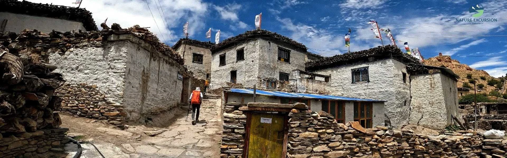 upper mustang trek cost