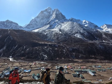 Dinboche and Amadablam