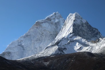 Mount Amadablam view