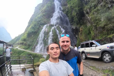 Octopus waterfall
