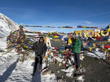 Thorong top