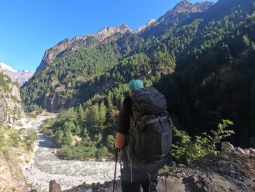 trekker looking the deep Marsyangdi River valley